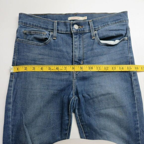 Levi's Slimming Skinny Jeans Size 29 Medium Wash Blue Denim 29X27.5 - Picture 9 of 15